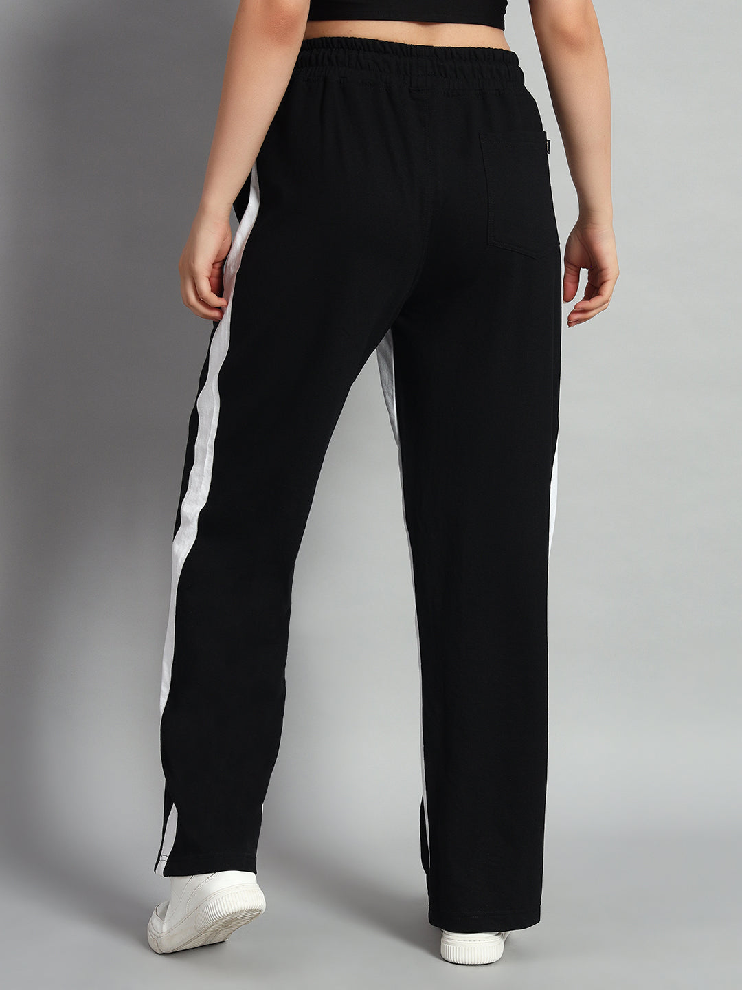 WOMEN'S SIDE SEAM BAGGY JOGGERS (BLACK)