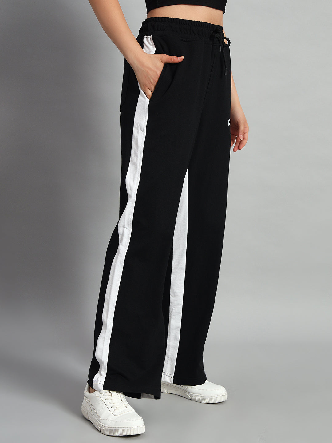 WOMEN'S SIDE SEAM BAGGY JOGGERS (BLACK)