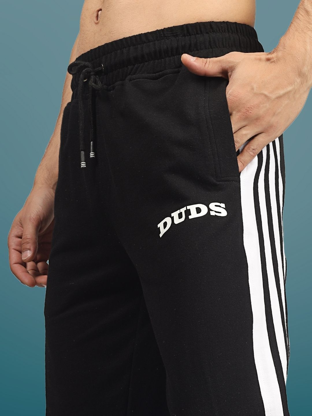WD CANON JOGGER (BLACK WHITE)