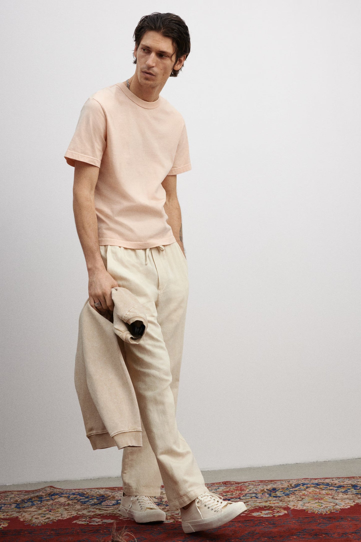 Breezy Comfort, Effortless Style