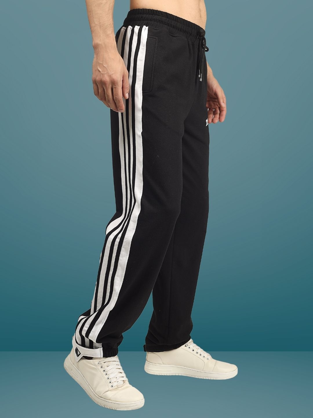 WD CANON JOGGER (BLACK WHITE)